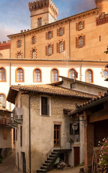 Live virtual tour of Barolo