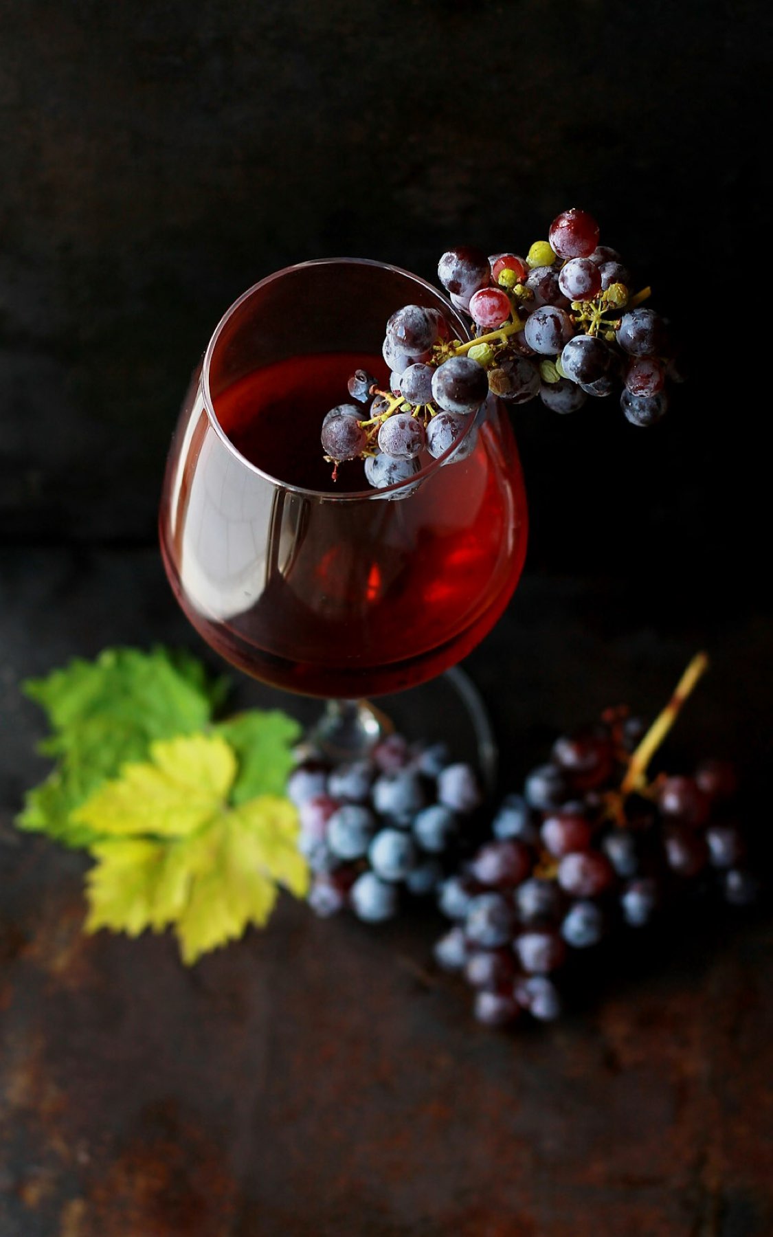 Let’s warm up with Red grapes!