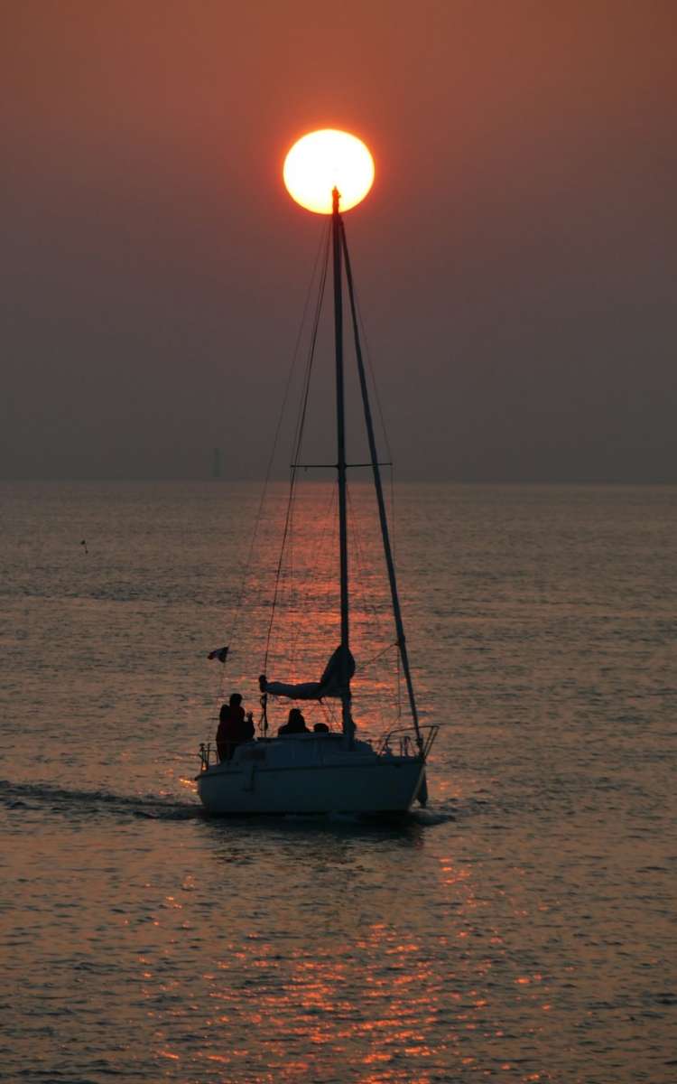 Lets meet, feel inspired to get on the water