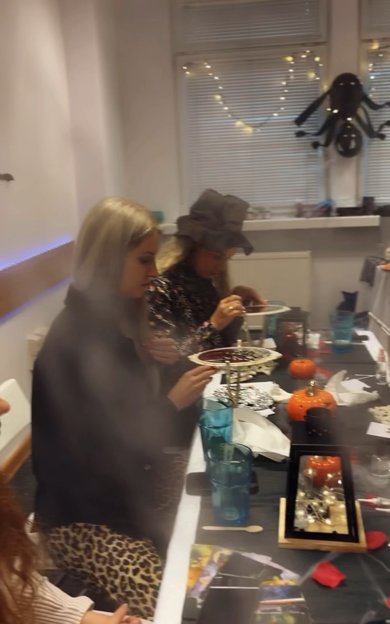 HALLOWEEN ART PARTY