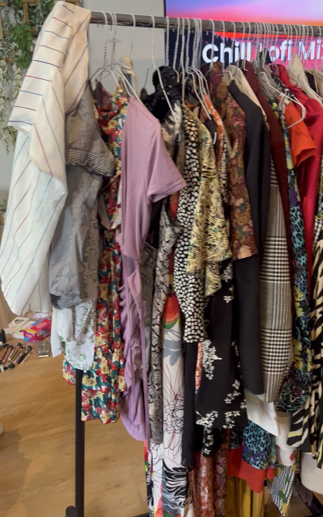 Women’s Clothes Swap