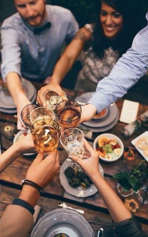 (НЕ)ПʼЯНІ ДРУЗІ