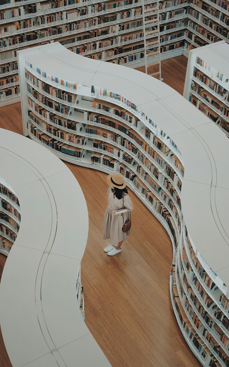 Книжный клуб в Ożarów Mazowiecki