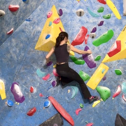 Боулдеринг в Варшаве