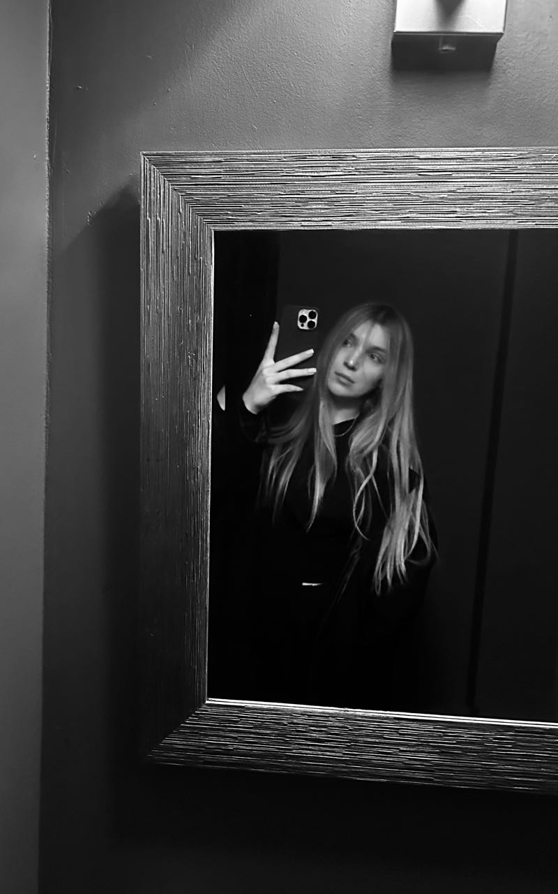 Vladlena main picture