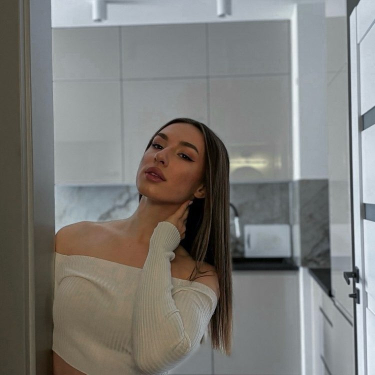 ANASTASIIA main picture