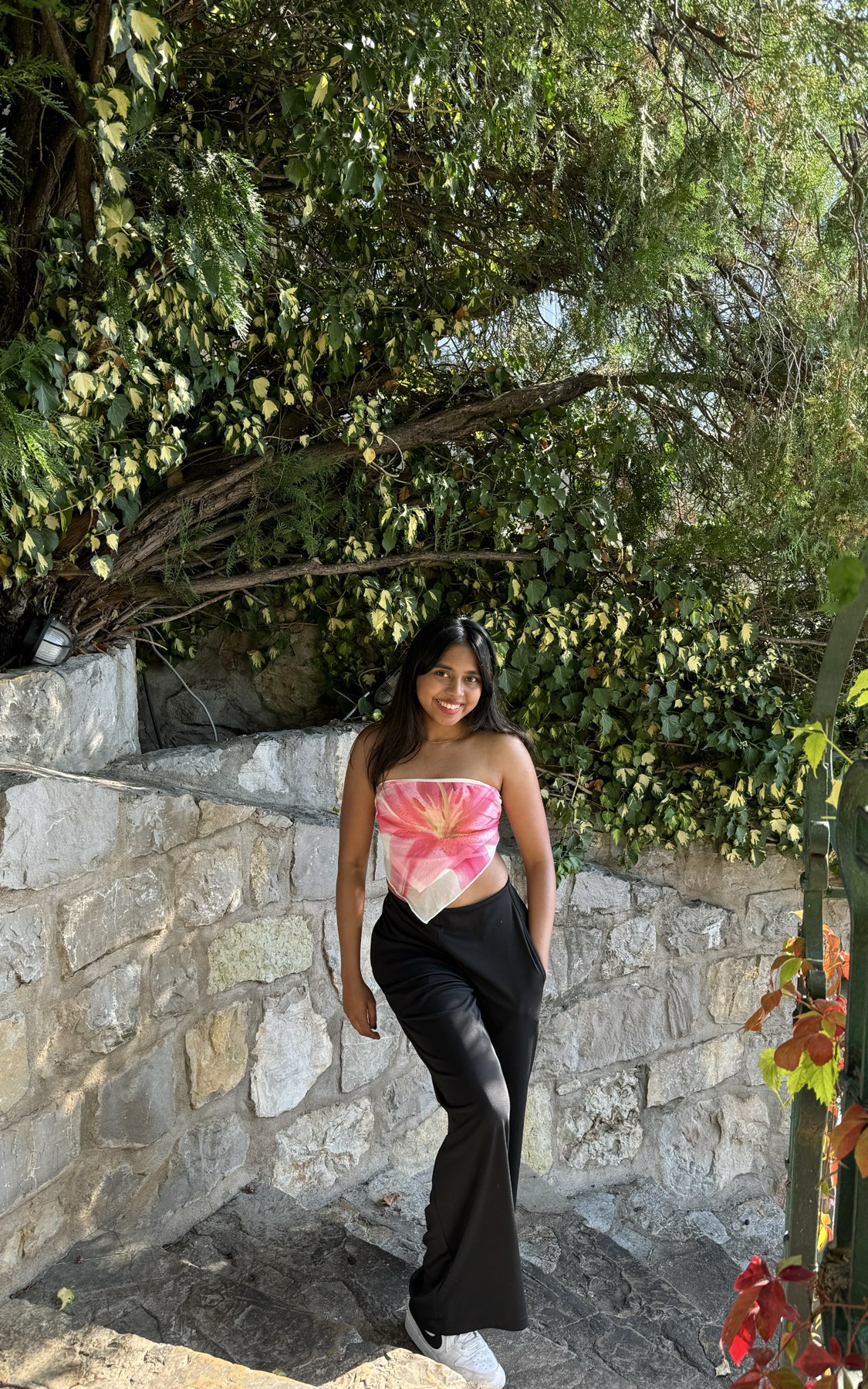 Jhanavi main picture