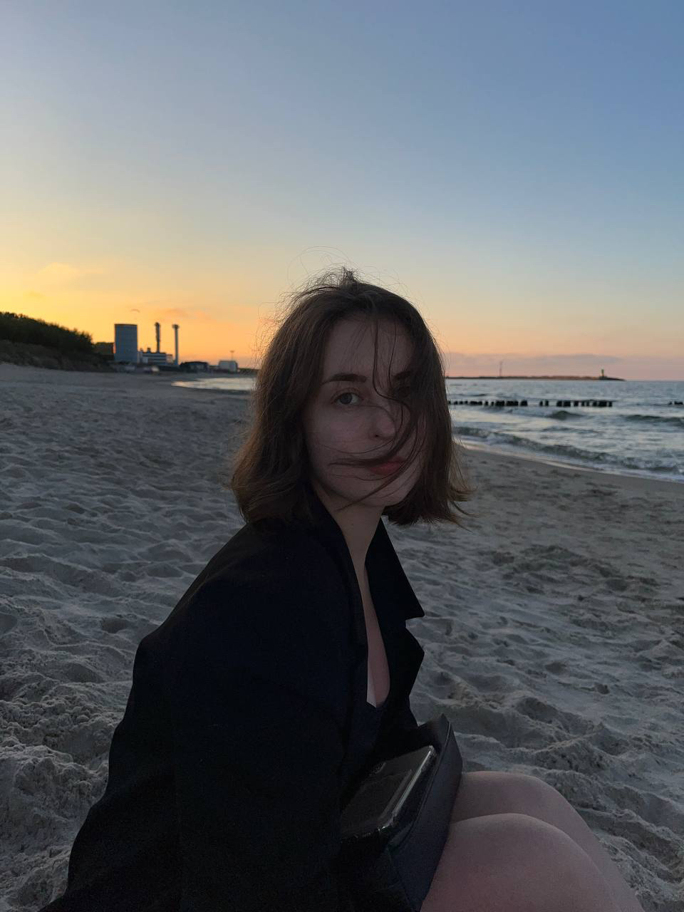 An main picture