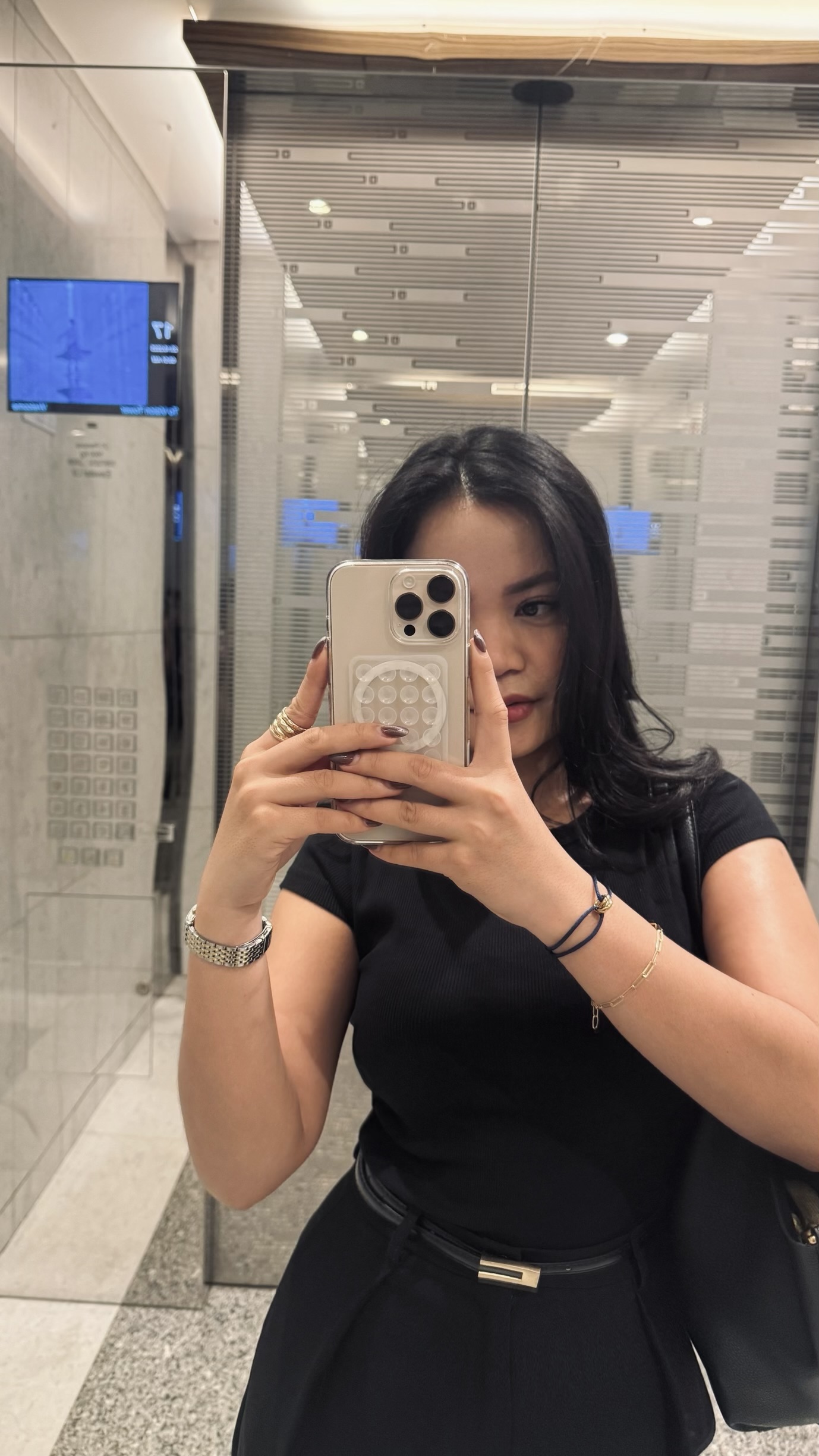 Rezelle main picture