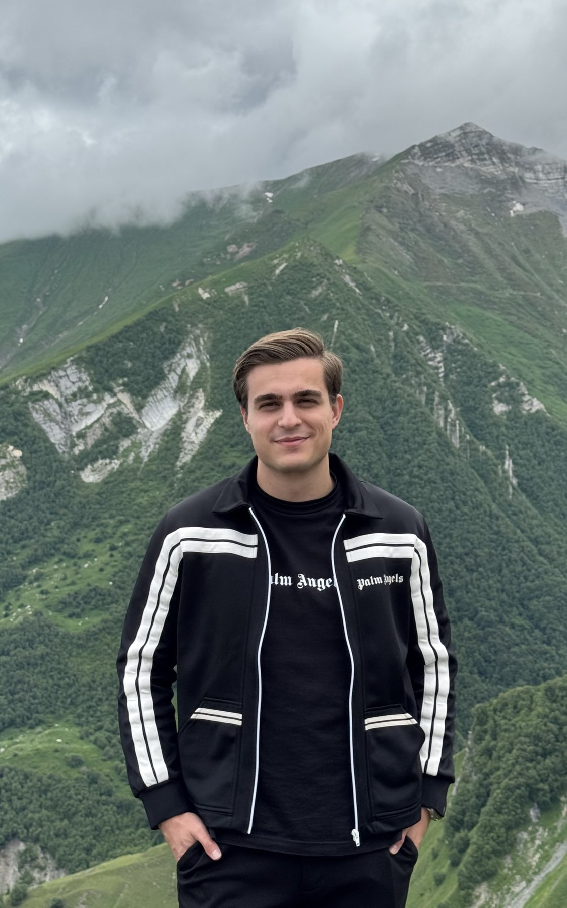 Vladyslav main picture