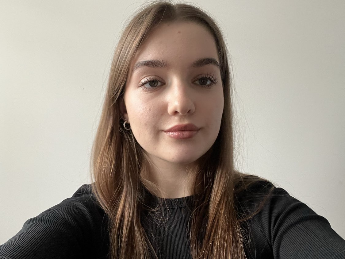 Anna main picture