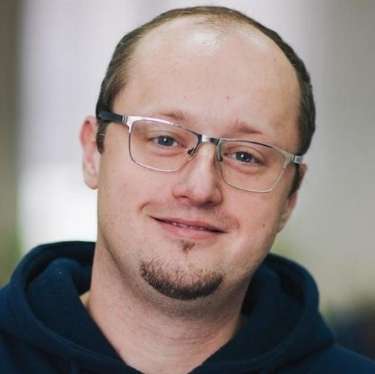 Max main picture