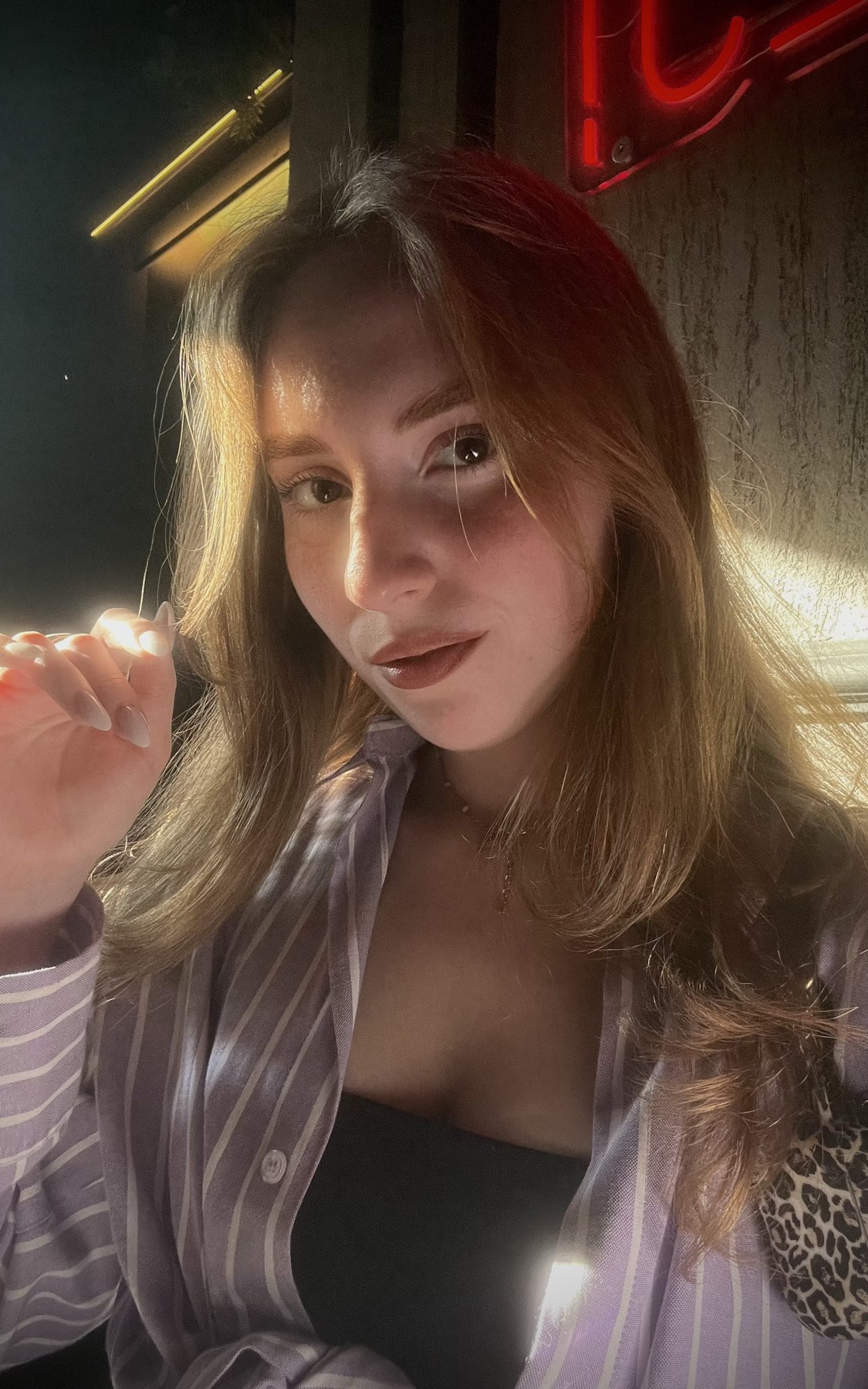 Veronika main picture
