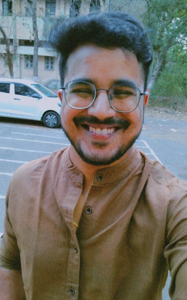 Amit main picture