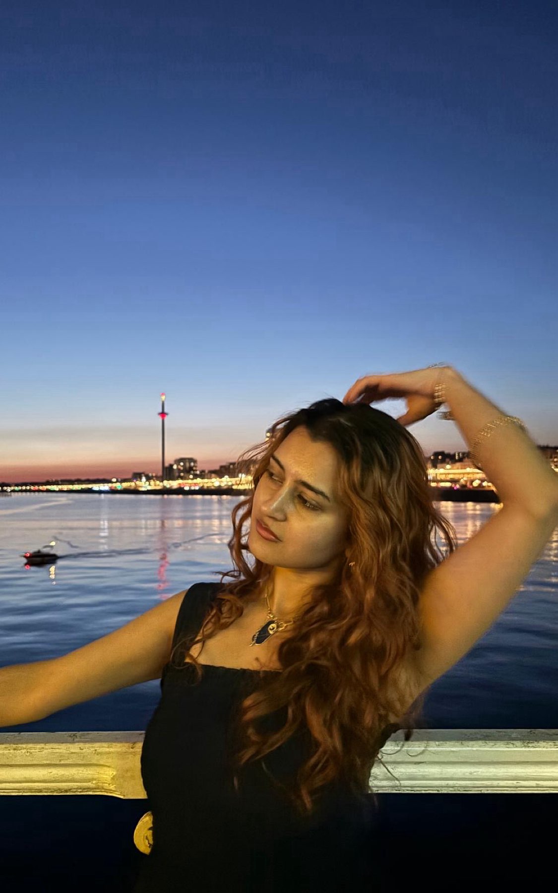 ayesha main picture
