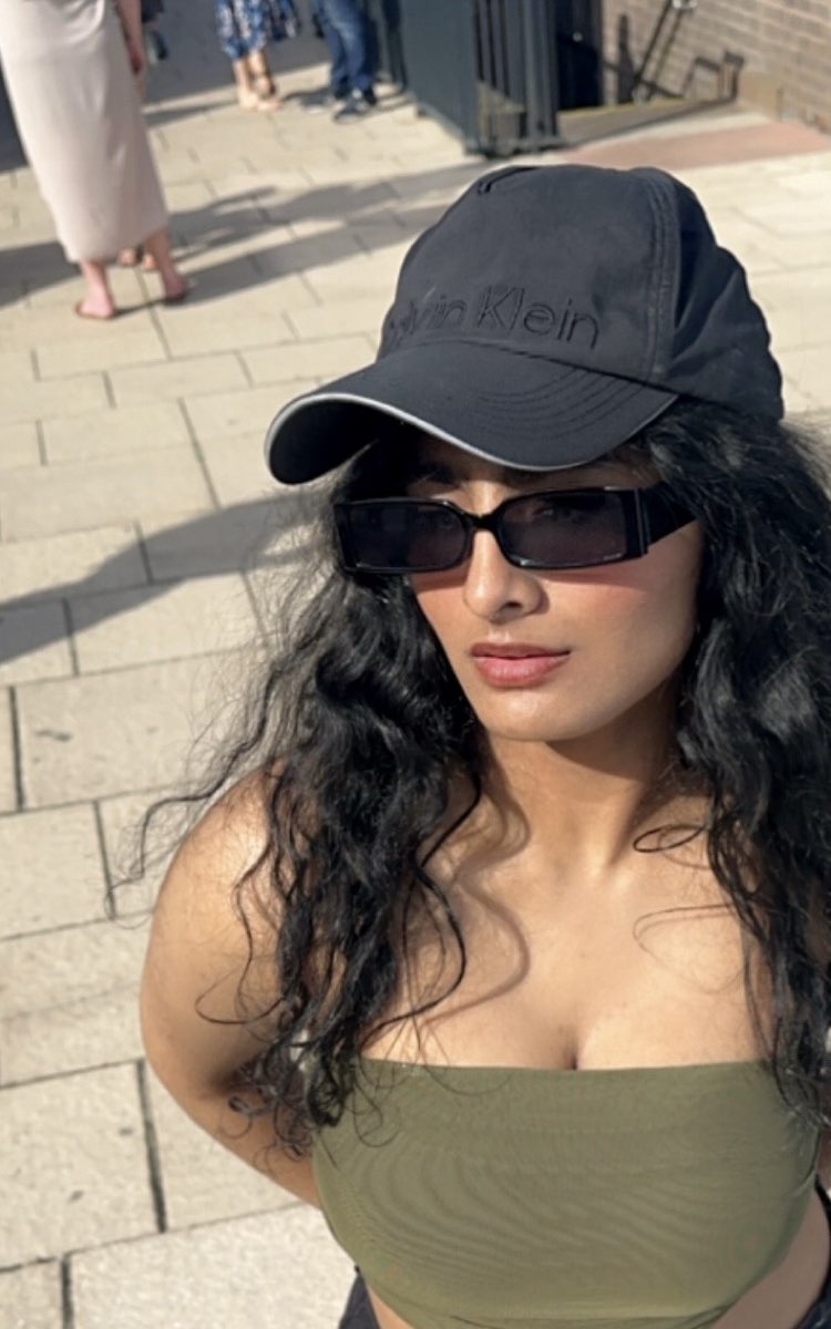 Ananya main picture