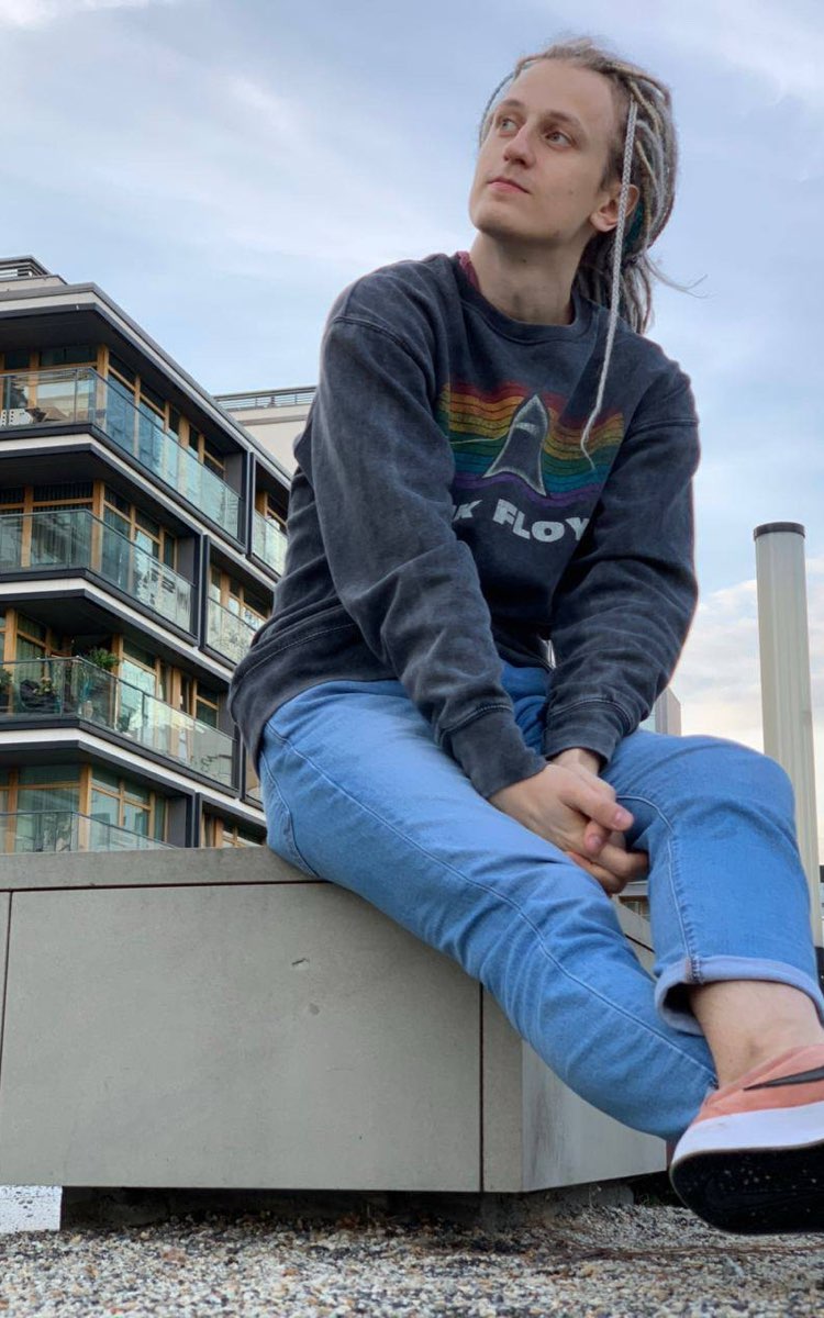 Женя main picture