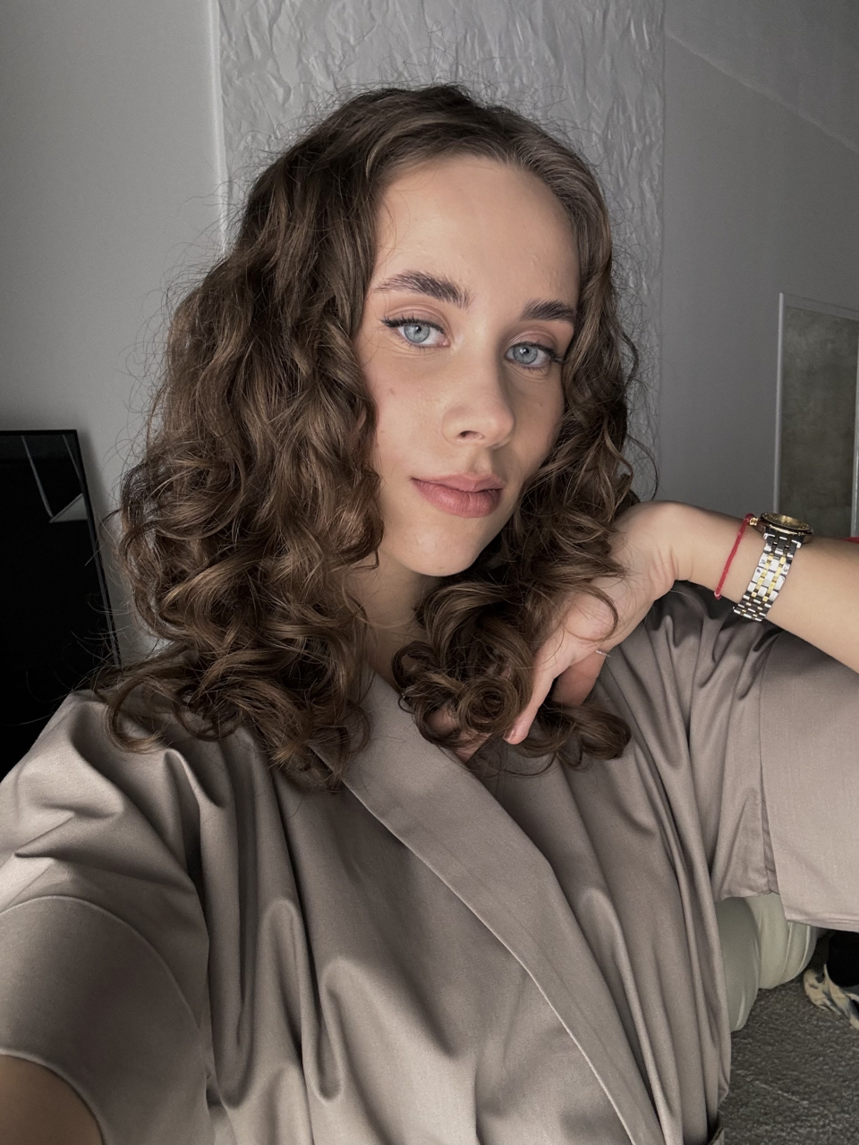 Veronika main picture