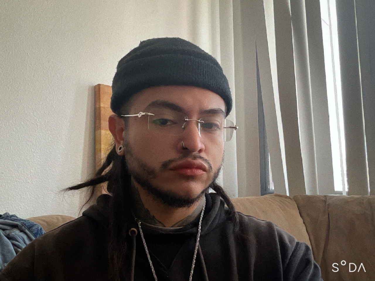 DMENZZY main picture