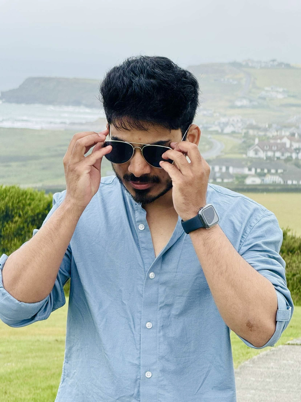 Hari main picture