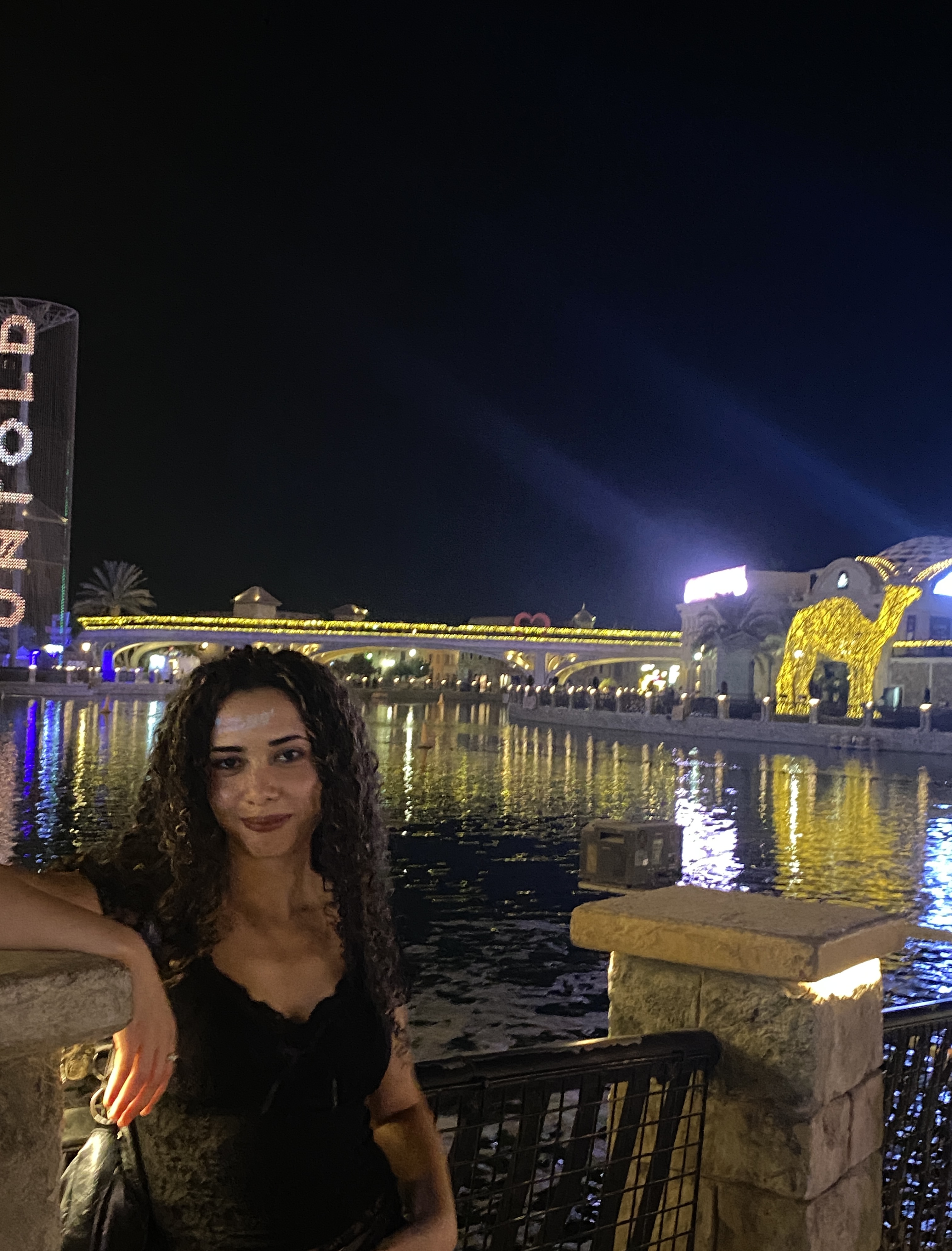 Boutaina main picture