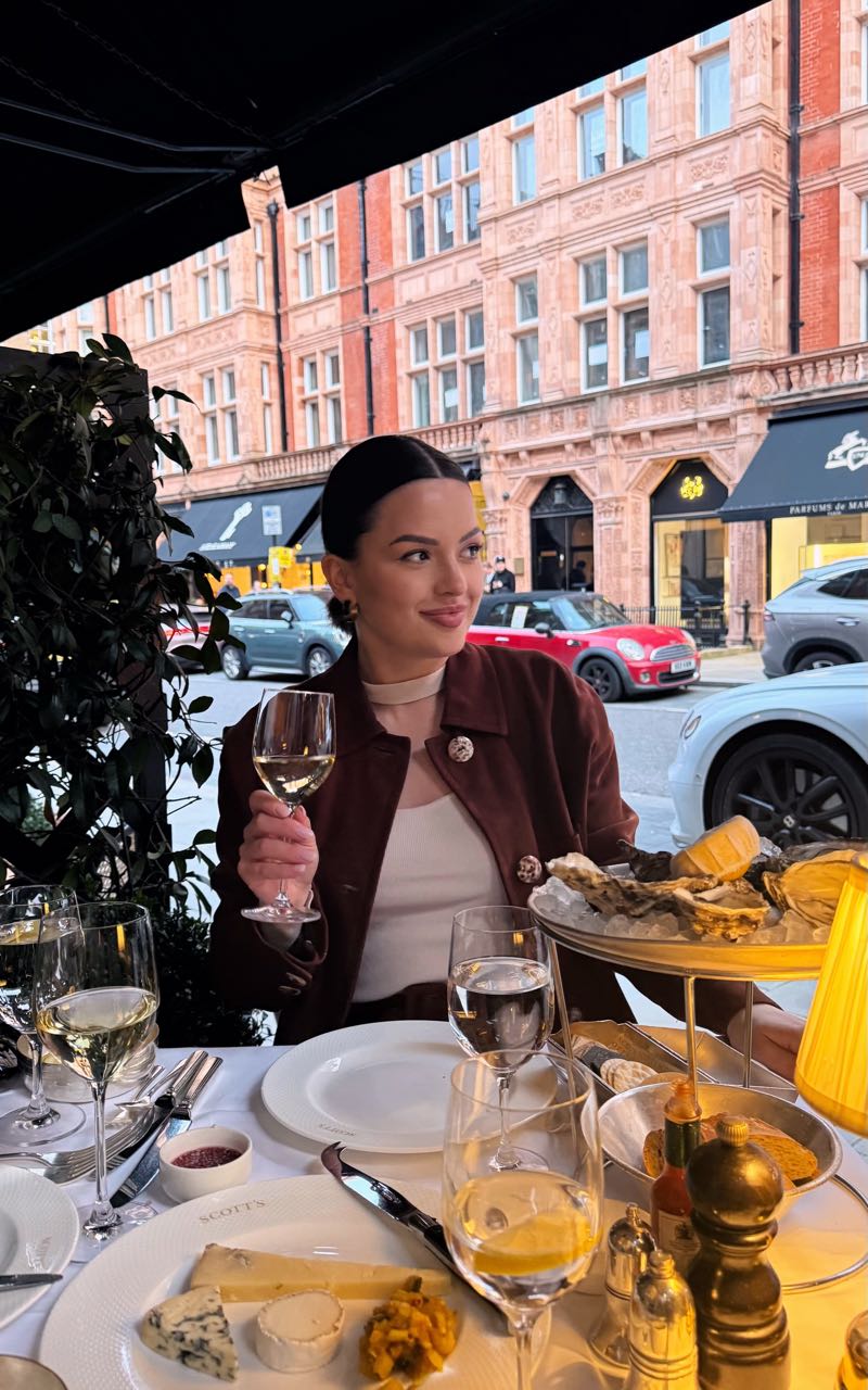 Valeria main picture