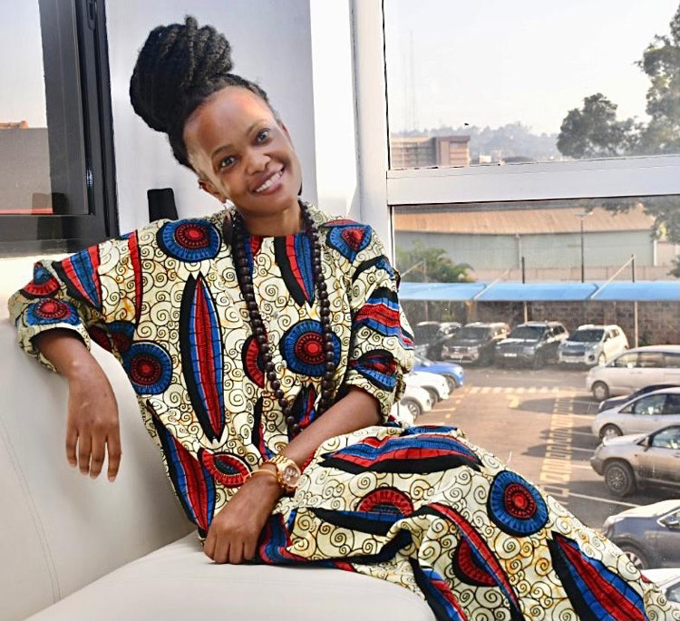 Moureen main picture